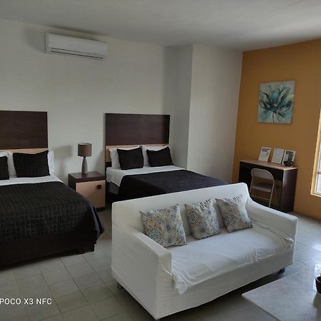 Hotel Del Bosque Torreon Bagian luar foto